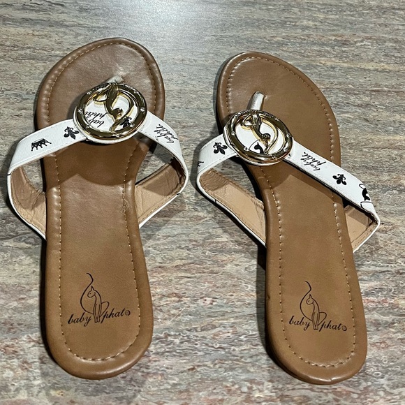 Baby Phat thong sandals with gold color ring and bling - Picture 3 of 12